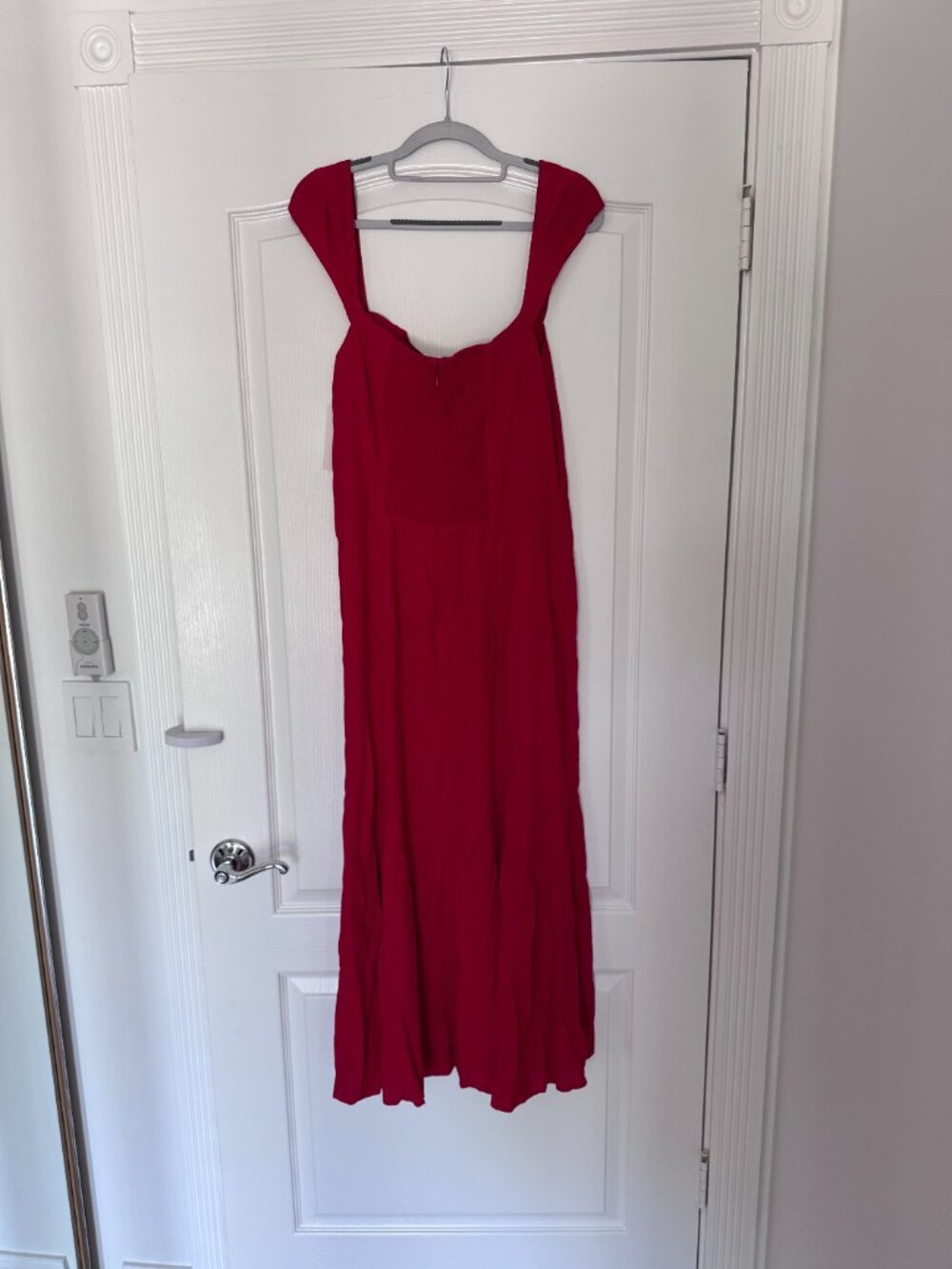 Reformation Byrson Dress in Cherry - Picture 5 of 6